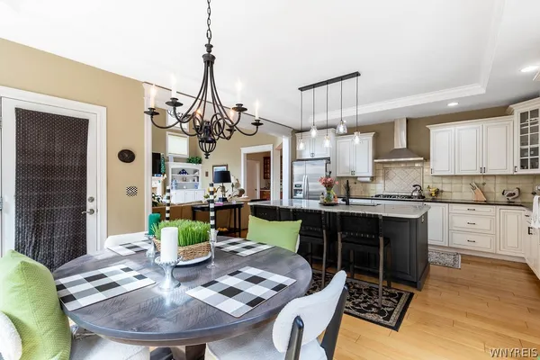 $769,900 | 622 Paradise Road, Amherst, NY 14051