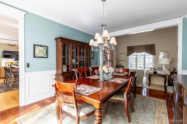 $769,900 | 622 Paradise Road, Amherst, NY 14051
