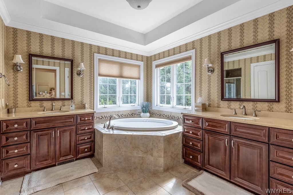 622 Paradise Road Amherst, NY 14051 - Photo 29 of 50