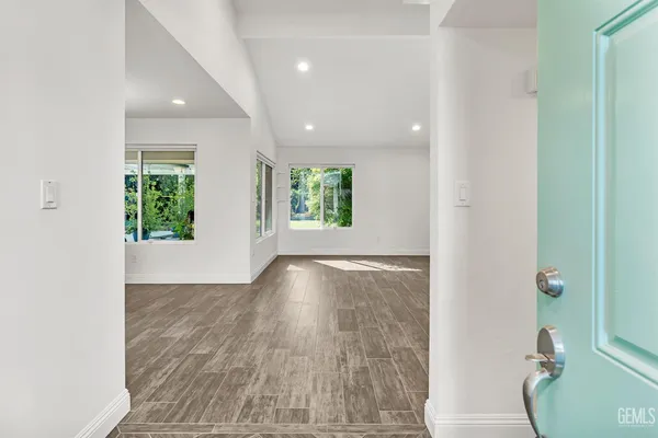 $474,999 | Undisclosed Address, Bakersfield, CA 93309
