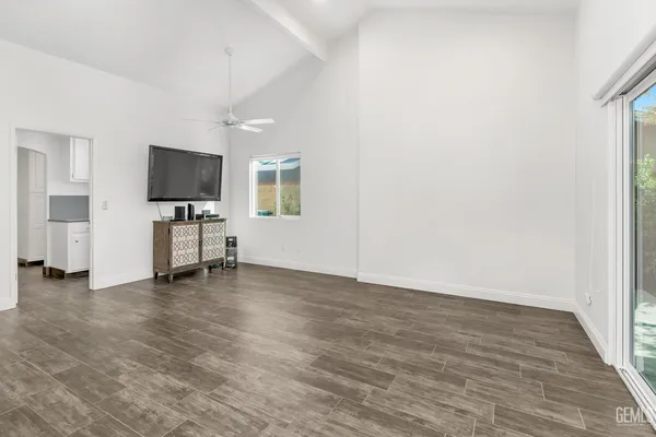 $474,999 | Undisclosed Address, Bakersfield, CA 93309
