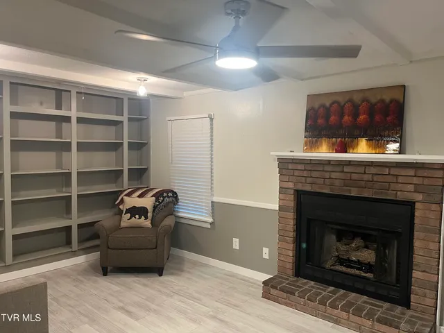 $250,000 | 441 Mimosa Street, Mount Carmel, TN 37645