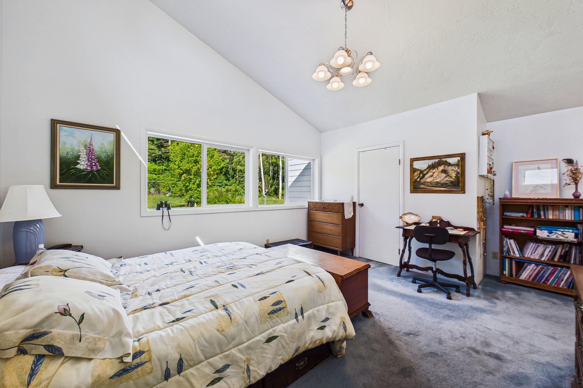 941 Pacific Avenue Rio Dell, CA 95562 - Photo 14 of 36