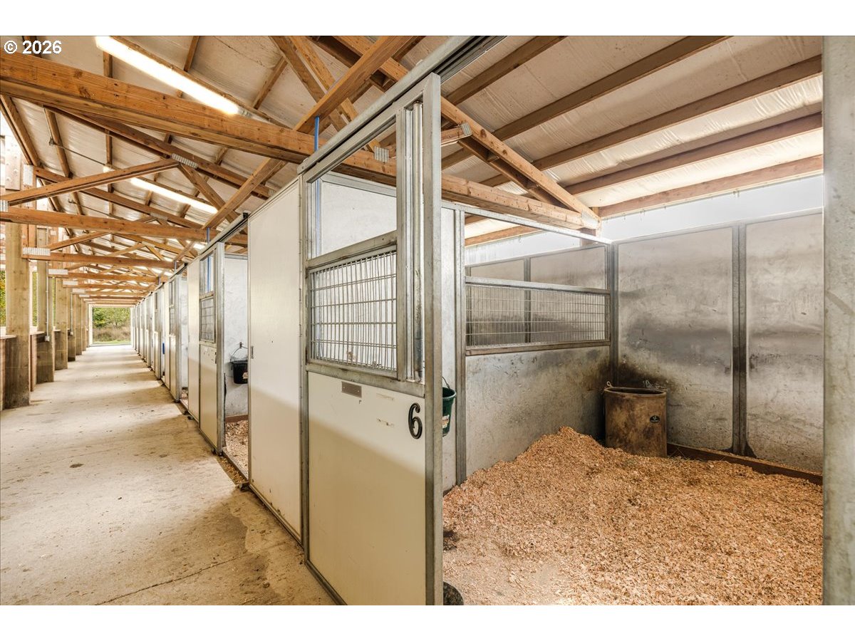 13492 South Warnock Road Oregon City, OR 97045 - Photo 36 of 48 a bathroom with a tub and shower