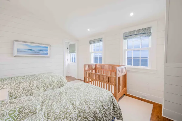 $22,000,000 | 15 Hallowell Lane, Nantucket, MA 02554
