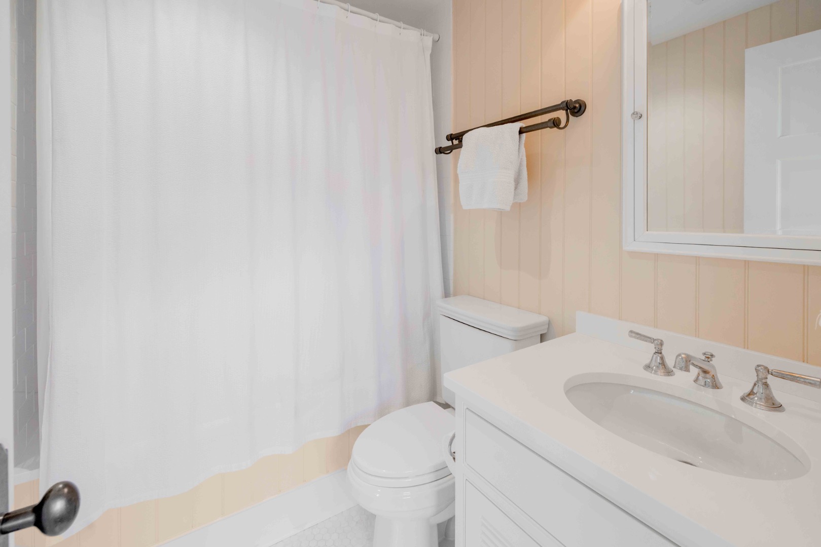 15 Hallowell Lane Nantucket, MA 02554 - Photo 13 of 22