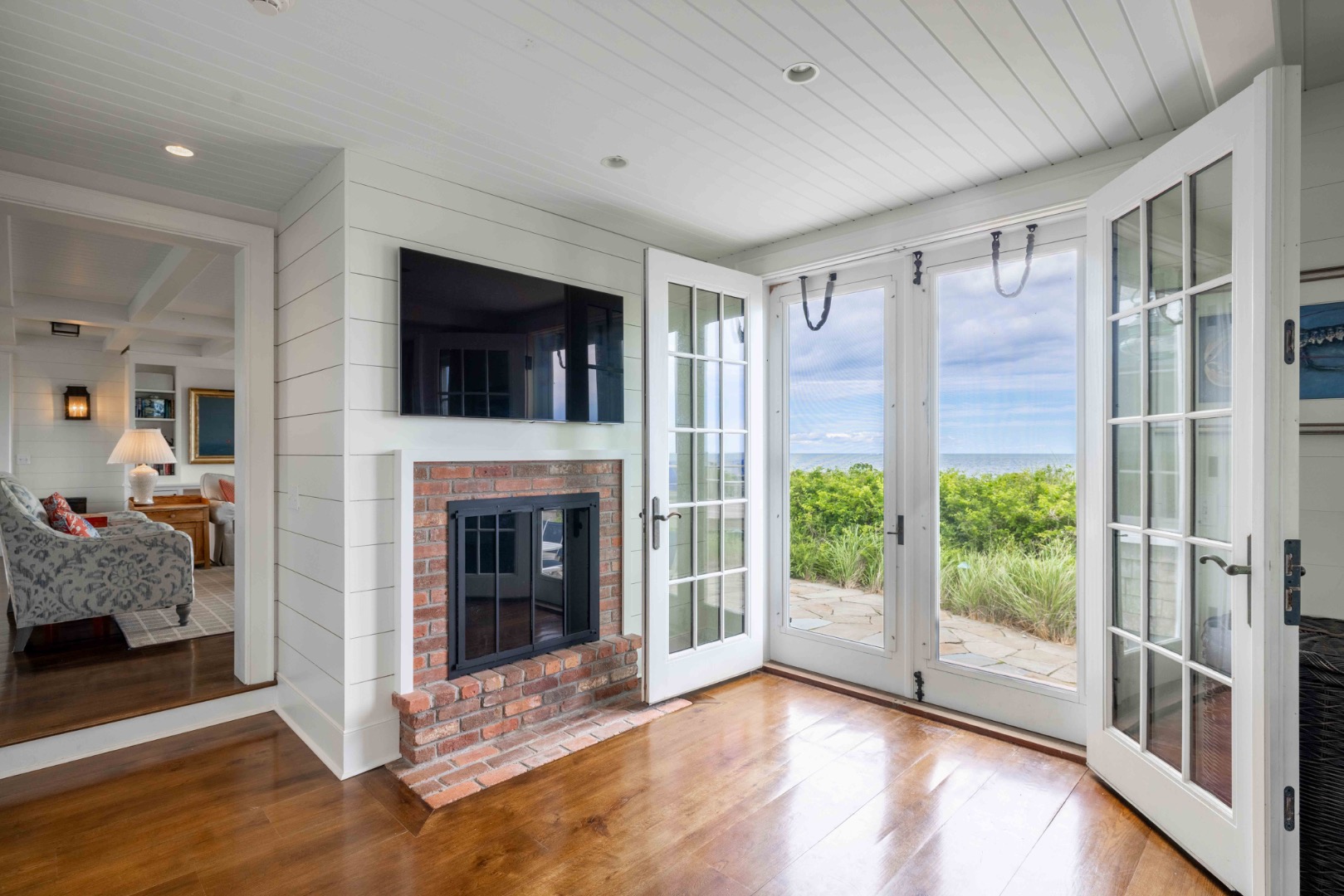 15 Hallowell Lane Nantucket, MA 02554 - Photo 3 of 22