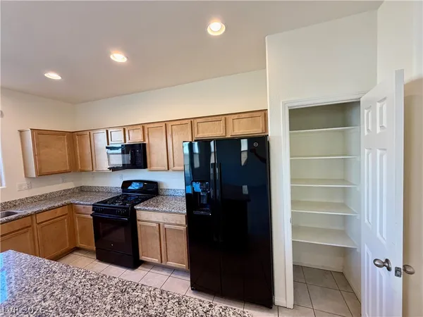 $2,183 | 351 Andy Wheeler Drive, Henderson, NV 89011