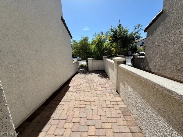$2,183 | 351 Andy Wheeler Drive, Henderson, NV 89011