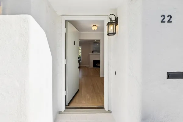 $2,395,000 | 22 De Sabla Road, San Mateo, CA 94402