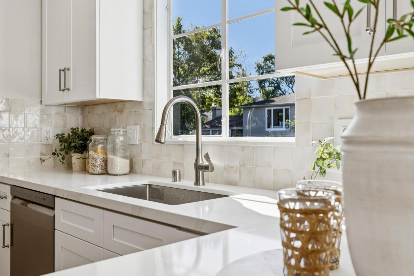 22 De Sabla Road San Mateo, CA 94402 - Photo 19 of 89