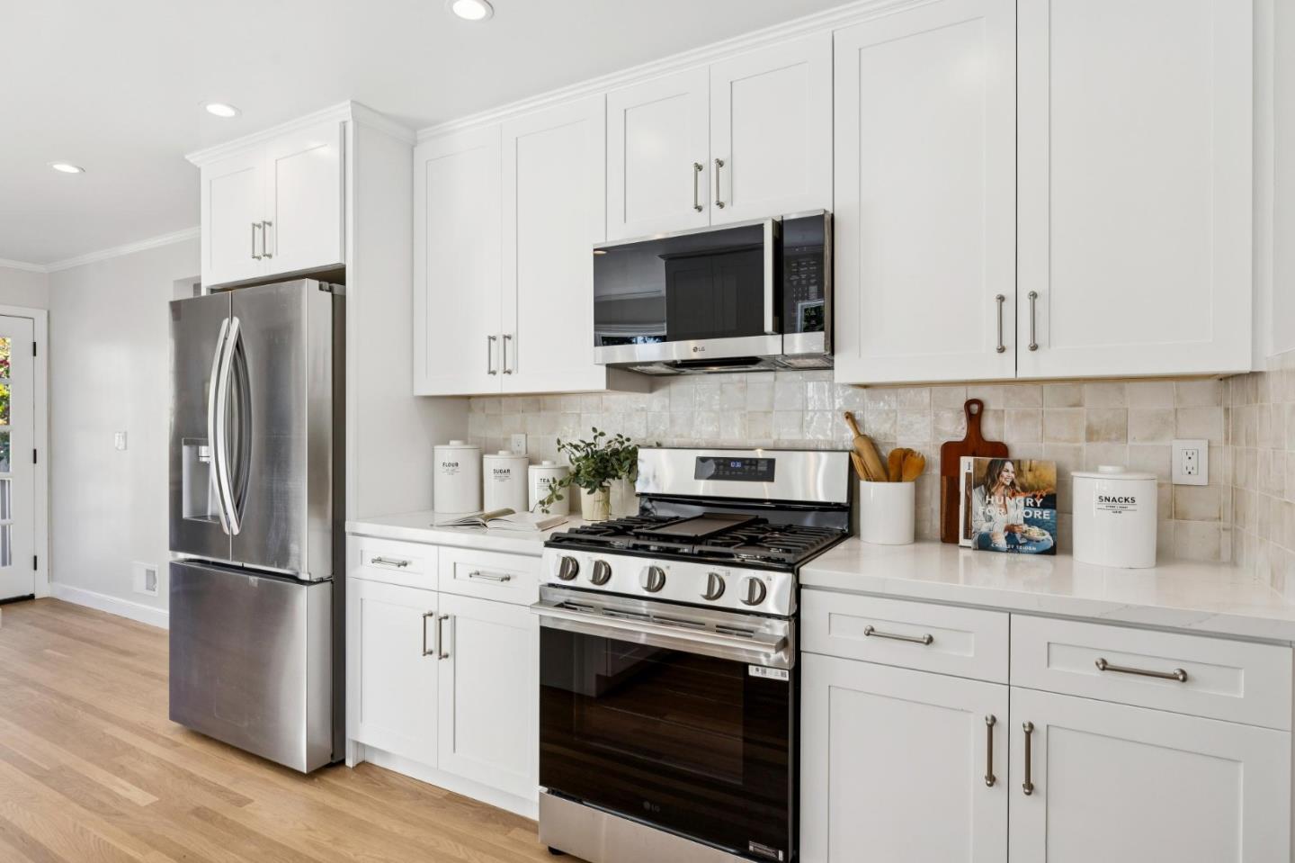 22 De Sabla Road San Mateo, CA 94402 - Photo 21 of 89