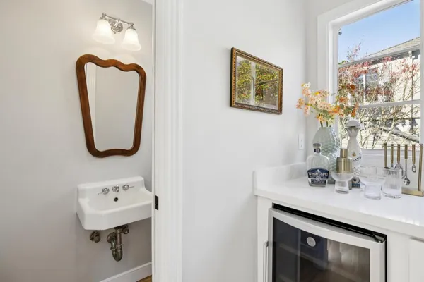 $2,395,000 | 22 De Sabla Road, San Mateo, CA 94402