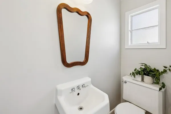 $2,395,000 | 22 De Sabla Road, San Mateo, CA 94402