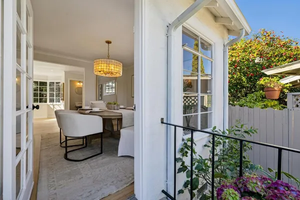 $2,395,000 | 22 De Sabla Road, San Mateo, CA 94402