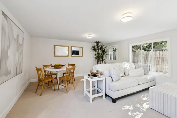 $2,395,000 | 22 De Sabla Road, San Mateo, CA 94402