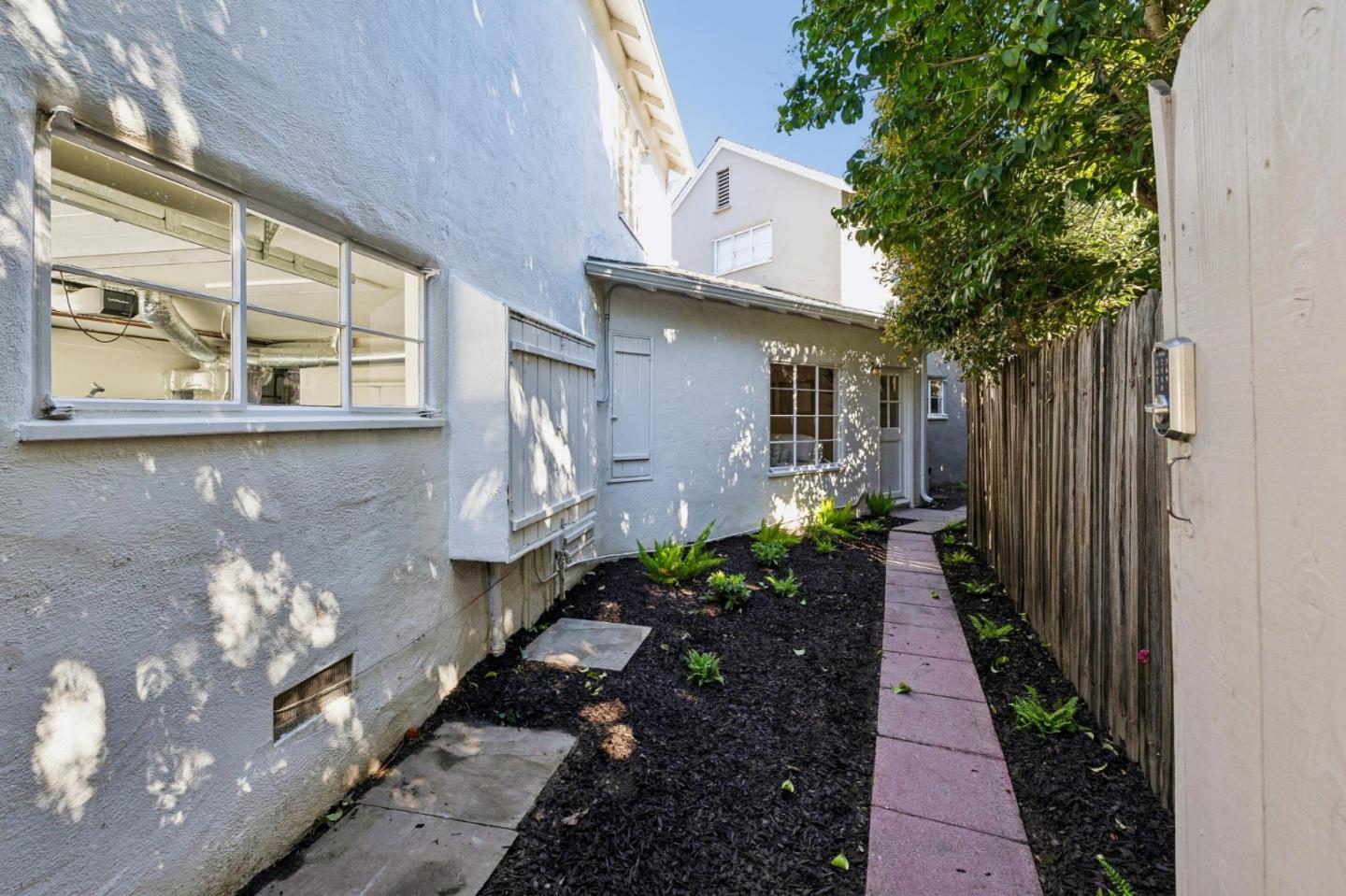 22 De Sabla Road San Mateo, CA 94402 - Photo 79 of 89