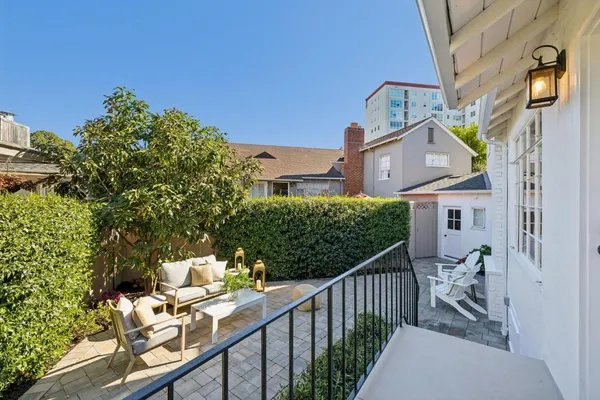 $2,395,000 | 22 De Sabla Road, San Mateo, CA 94402