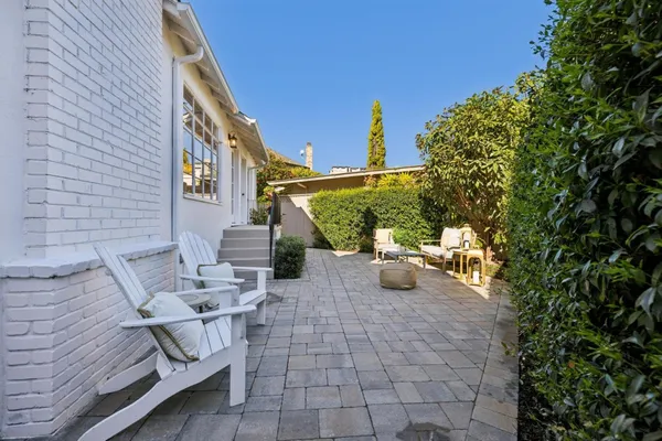 $2,395,000 | 22 De Sabla Road, San Mateo, CA 94402
