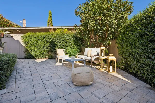 $2,395,000 | 22 De Sabla Road, San Mateo, CA 94402