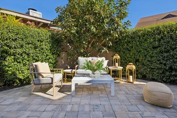 $2,395,000 | 22 De Sabla Road, San Mateo, CA 94402