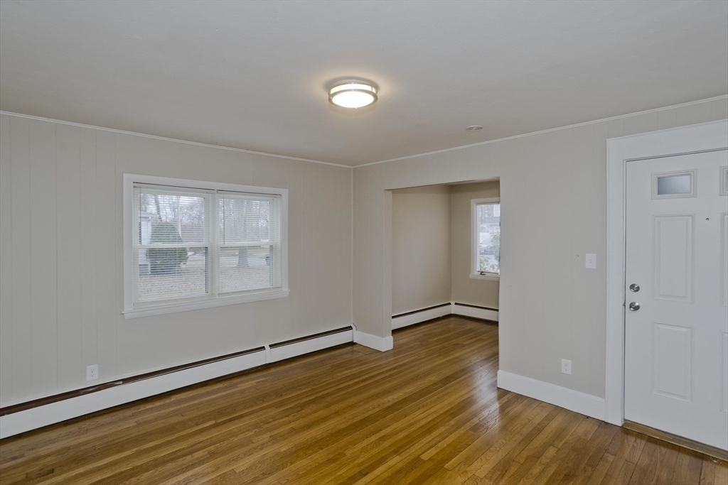 177 Marion Street Chicopee, MA 01013 - Photo 20 of 37