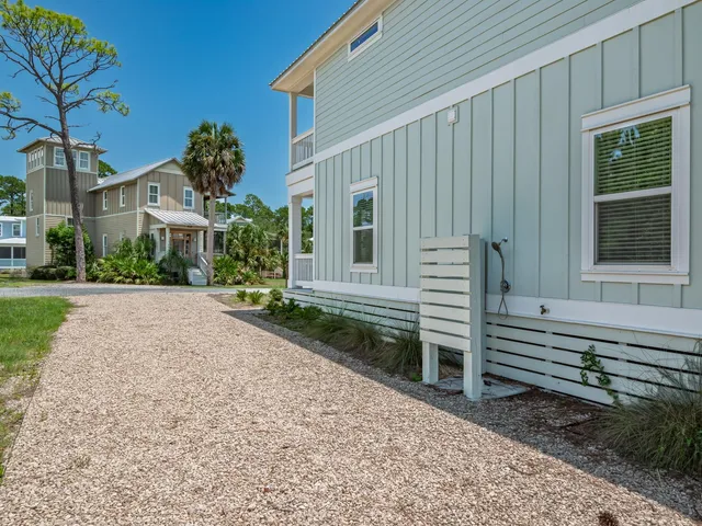 $699,000 | 300 Gull Wing Way Street, Sopchoppy, FL 32358