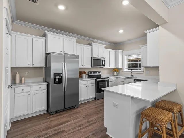 $699,000 | 300 Gull Wing Way Street, Sopchoppy, FL 32358