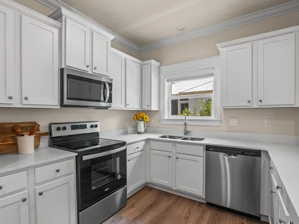 $699,000 | 300 Gull Wing Way Street, Sopchoppy, FL 32358