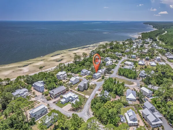 $699,000 | 300 Gull Wing Way Street, Sopchoppy, FL 32358