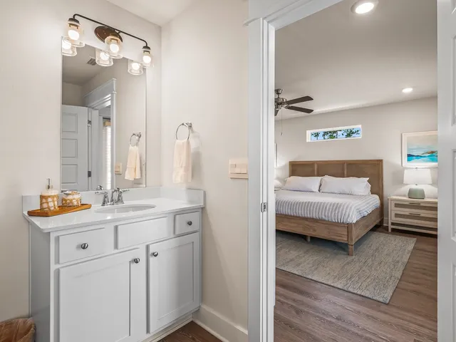 $699,000 | 300 Gull Wing Way Street, Sopchoppy, FL 32358