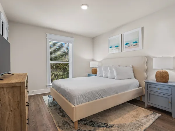 $699,000 | 300 Gull Wing Way Street, Sopchoppy, FL 32358