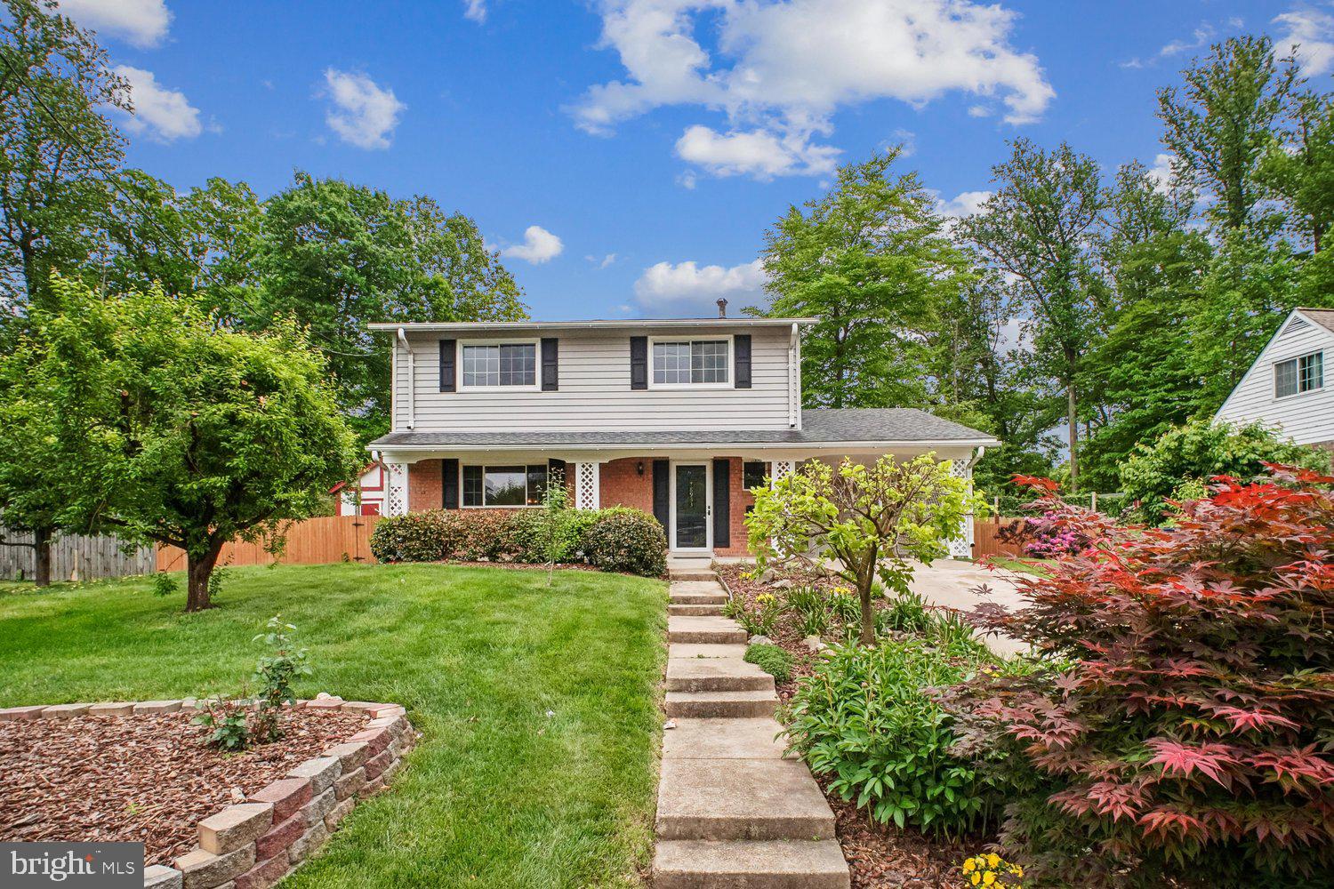 8933 Burke Lake Road Springfield, VA 22151 - Photo 3 of 47 Beautiful Mature Landscaping