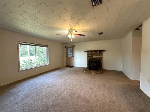 $1,450 | 8101 4th Street, Laurel Hill, FL 32567