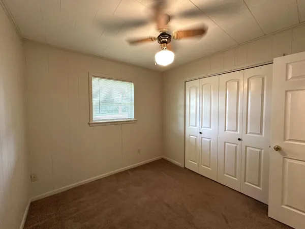 $1,400 | 8101 4th Street, Laurel Hill, FL 32567