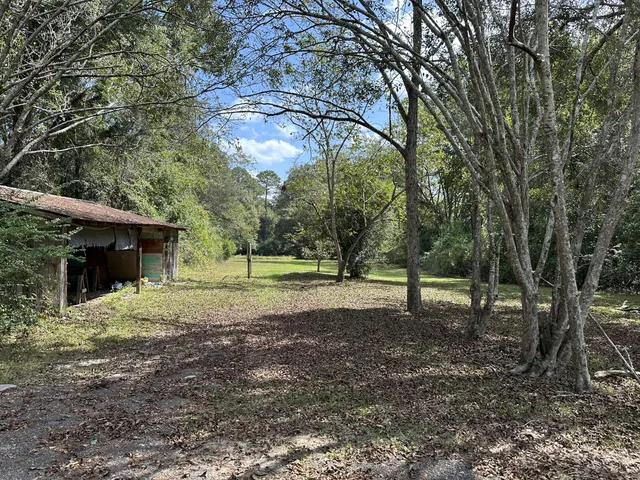 $1,450 | 8101 4th Street, Laurel Hill, FL 32567