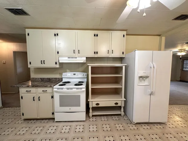 $1,450 | 8101 4th Street, Laurel Hill, FL 32567