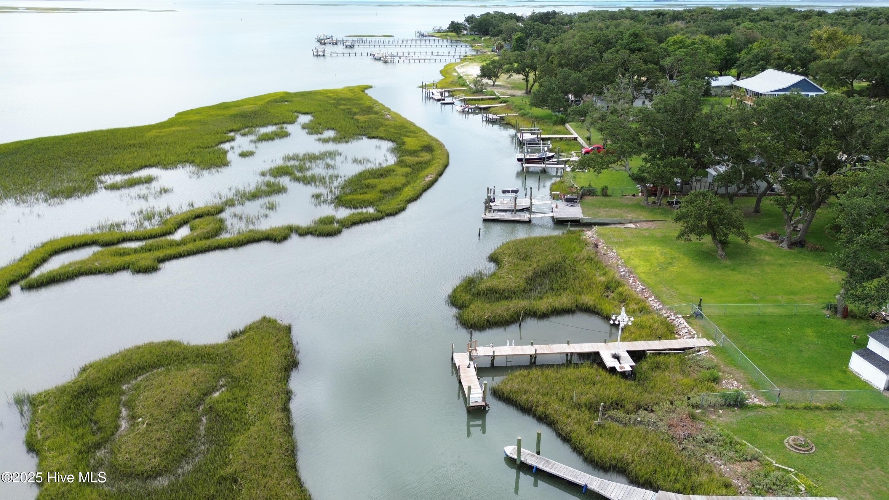 107 Lennoxville Point Road Beaufort, NC 28516 - Photo 6 of 47 DJI_0009