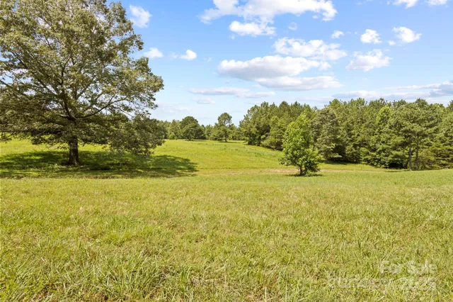 $929,000 | 1896 East Green Creek Drive, Tryon, NC 28782