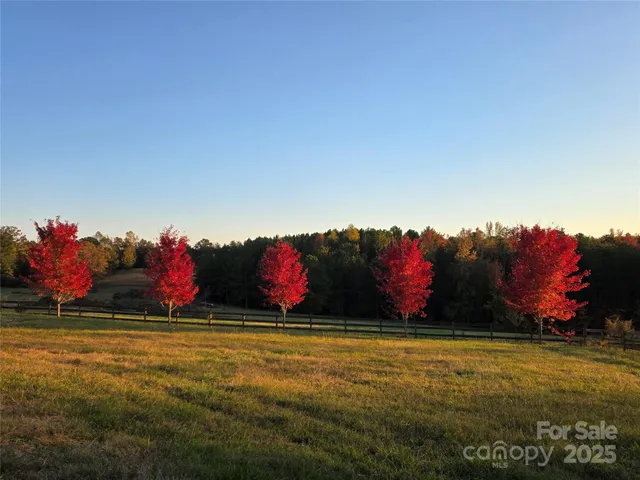 $929,000 | 1896 East Green Creek Drive, Tryon, NC 28782