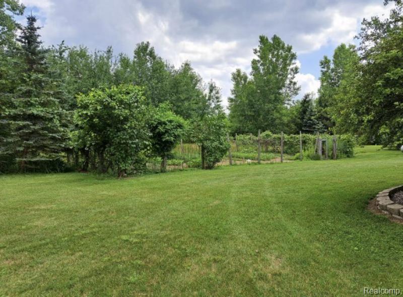 4685 Sanilac Road Vassar, MI 48768 - Photo 6 of 27 Gallery Image 6