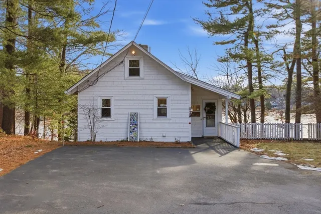 $639,900 | 113 Hunter Avenue, Hudson, MA 01749