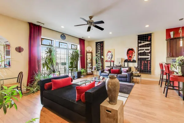 $231,750 | 4880 North Clark Street, Unit 2A, Chicago, IL 60640