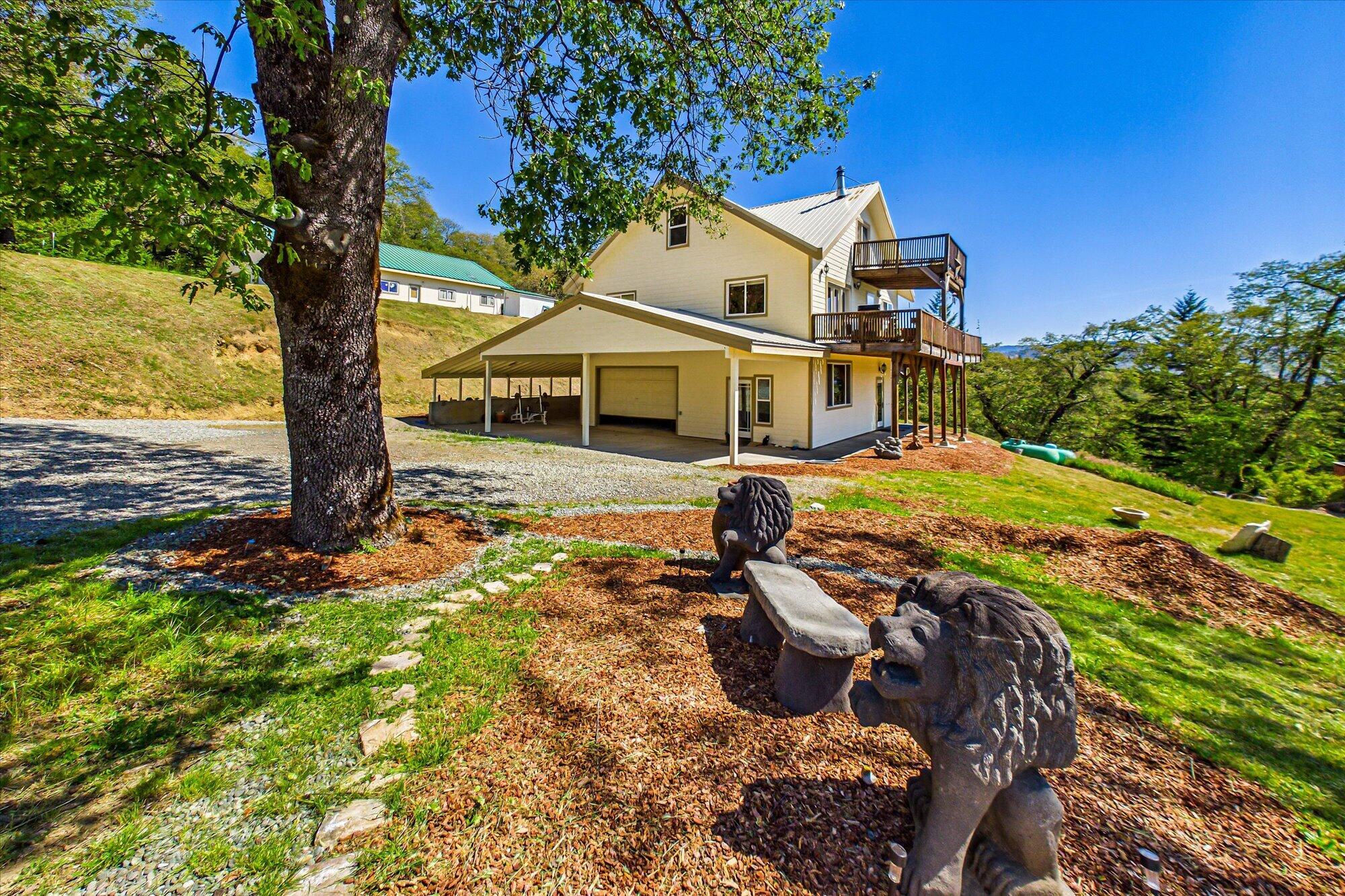 101 Gasline Road Bridgeville, CA 95526 - Photo 3 of 51