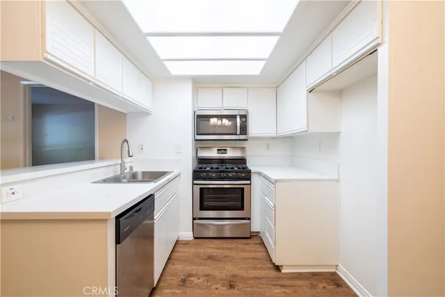 $325,000 | 12601 Van Nuys Boulevard, Unit 237, Pacoima, CA 91331