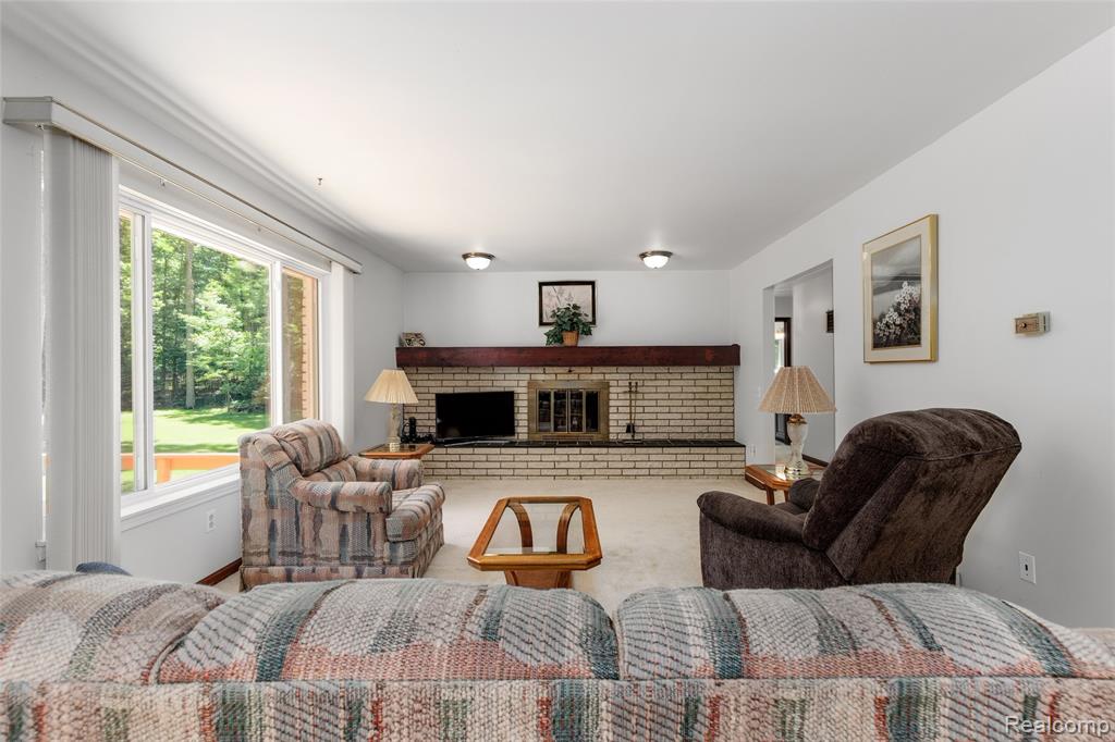 10100 Bridge Lake Road Clarkston, MI 48348 - Photo 6 of 39