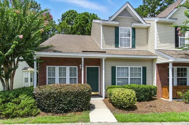 $268,000 | 500 Yellow Hawthorn Circle, Summerville, SC 29483