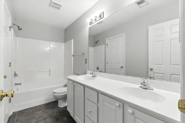 $268,000 | 500 Yellow Hawthorn Circle, Summerville, SC 29483