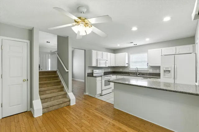 $268,000 | 500 Yellow Hawthorn Circle, Summerville, SC 29483