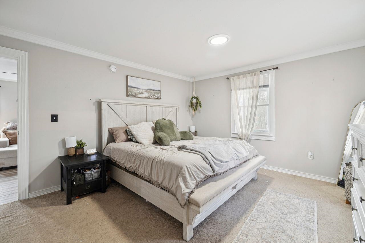 377 Smyth Road Manchester, NH 03104 - Photo 15 of 32